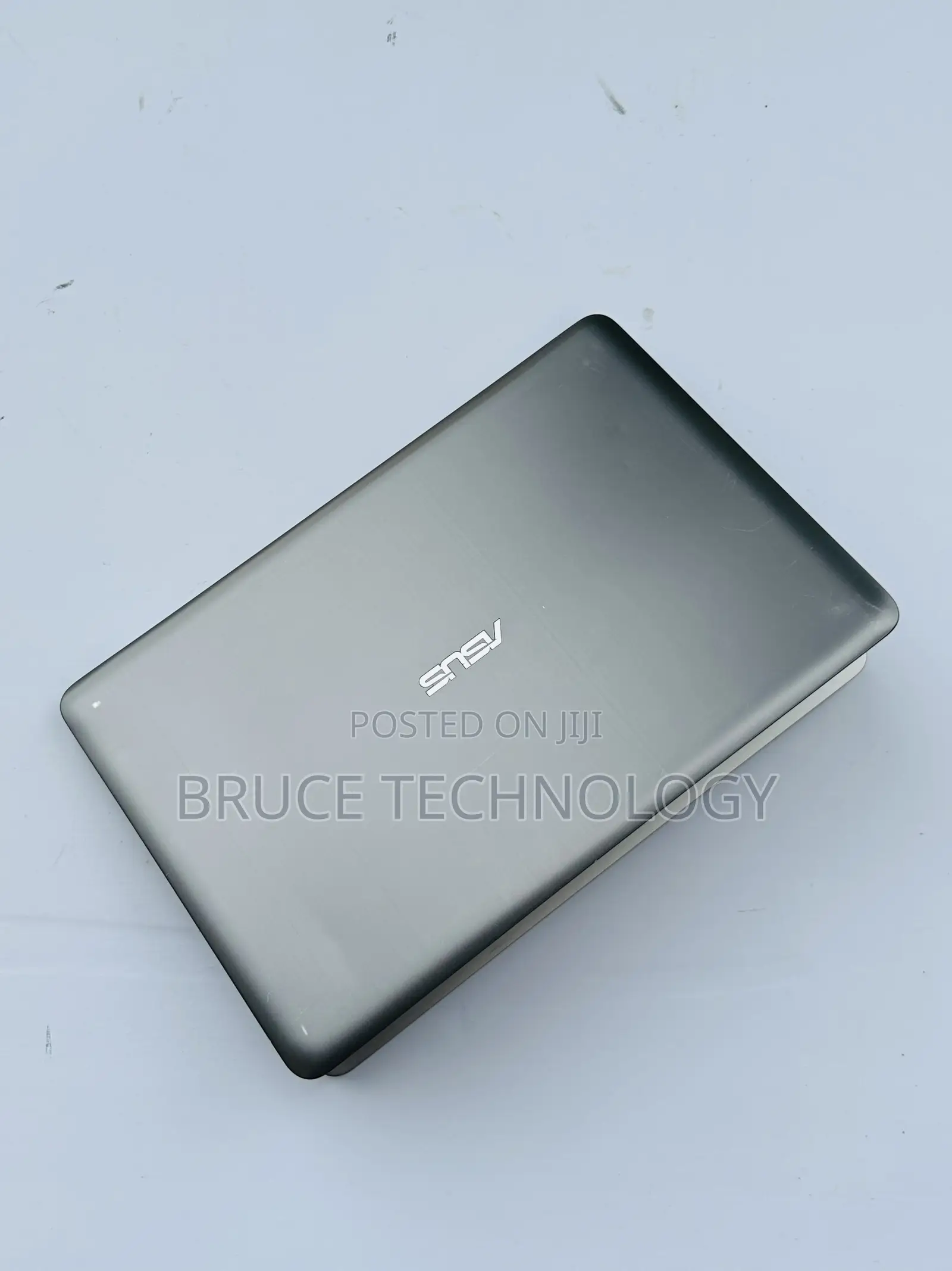Laptop Asus K50IJ 12GB Intel Core i7 HDD+SSD 256GB