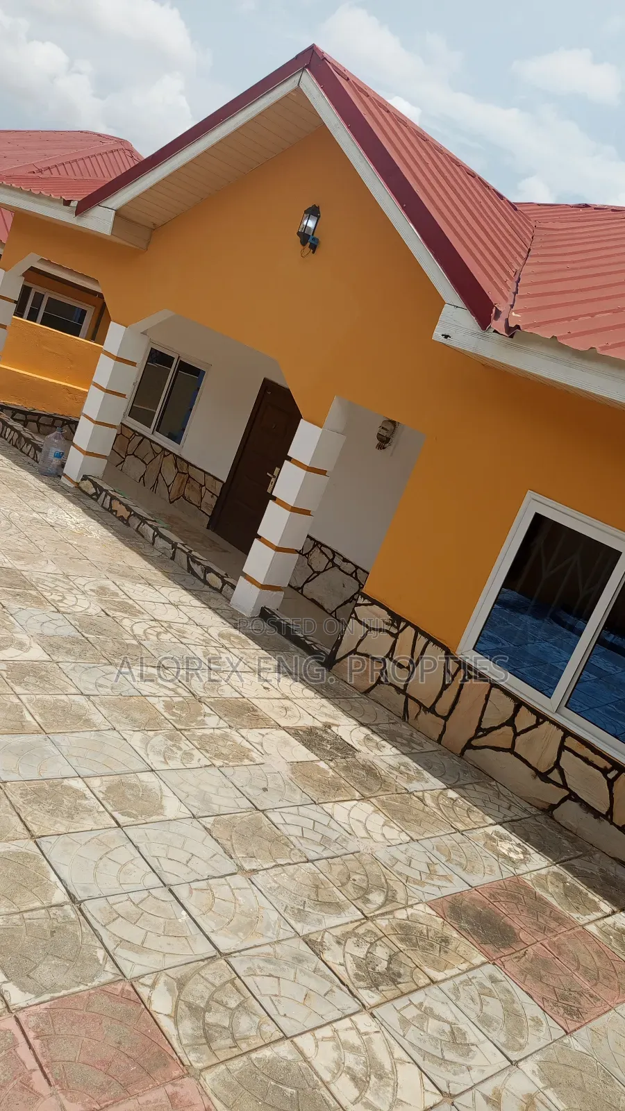 2bdrm House in Oyarifa for rent