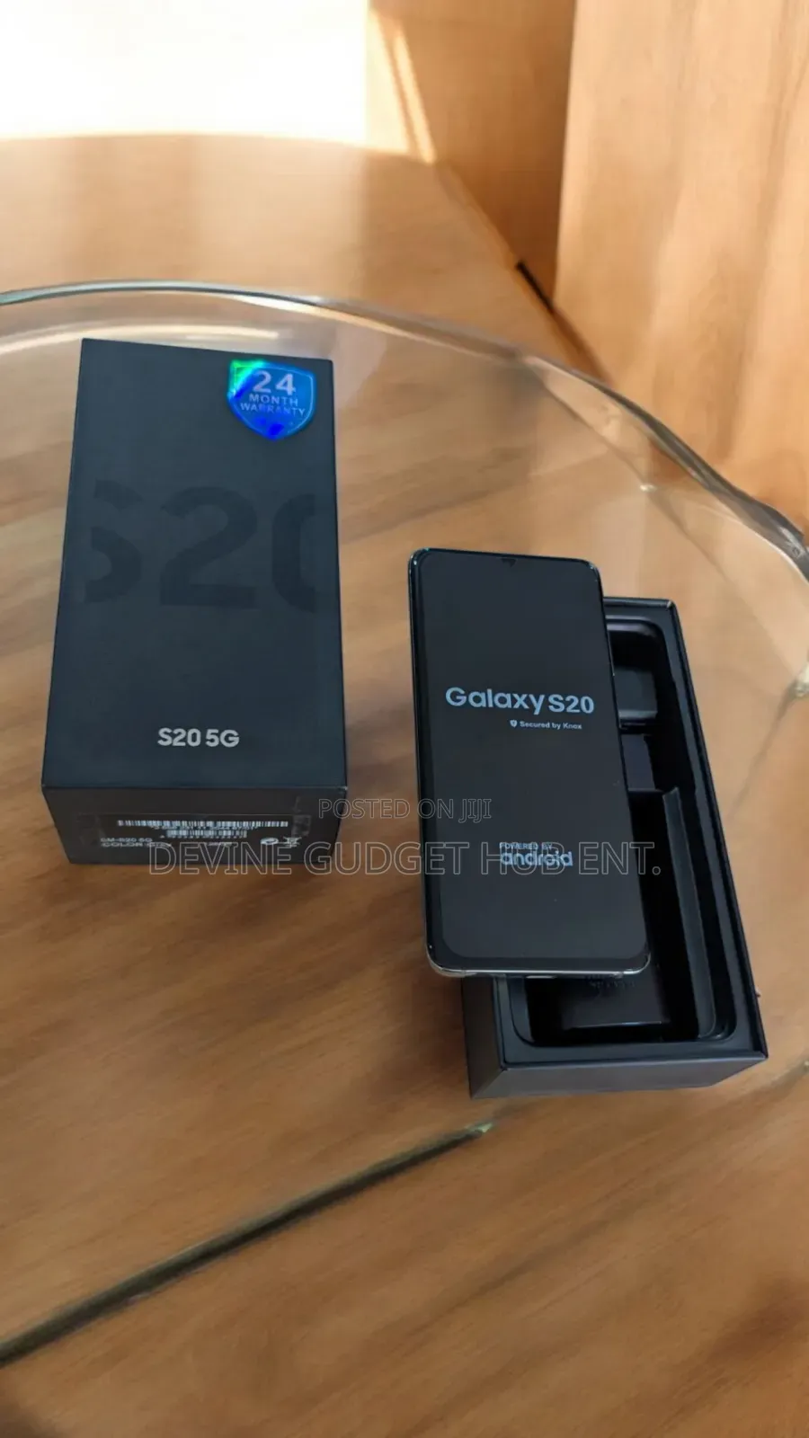 New Samsung Galaxy S20 128 GB Silver