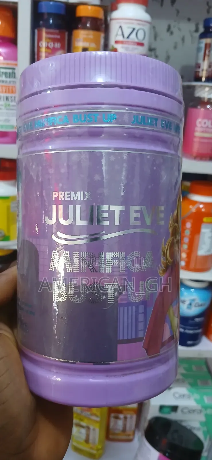 Juliet Eve Mirifica Bust Up