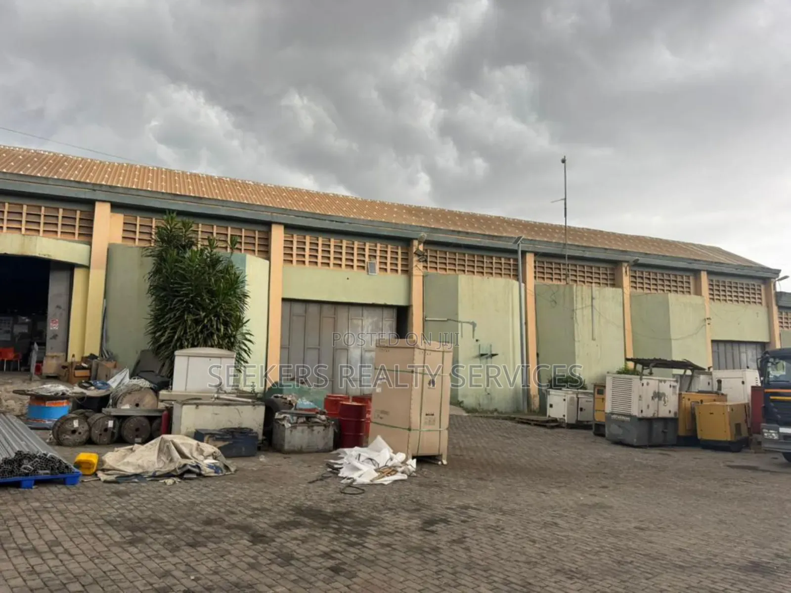 A 700 Square Meters Warehouse for Rent at Achimota