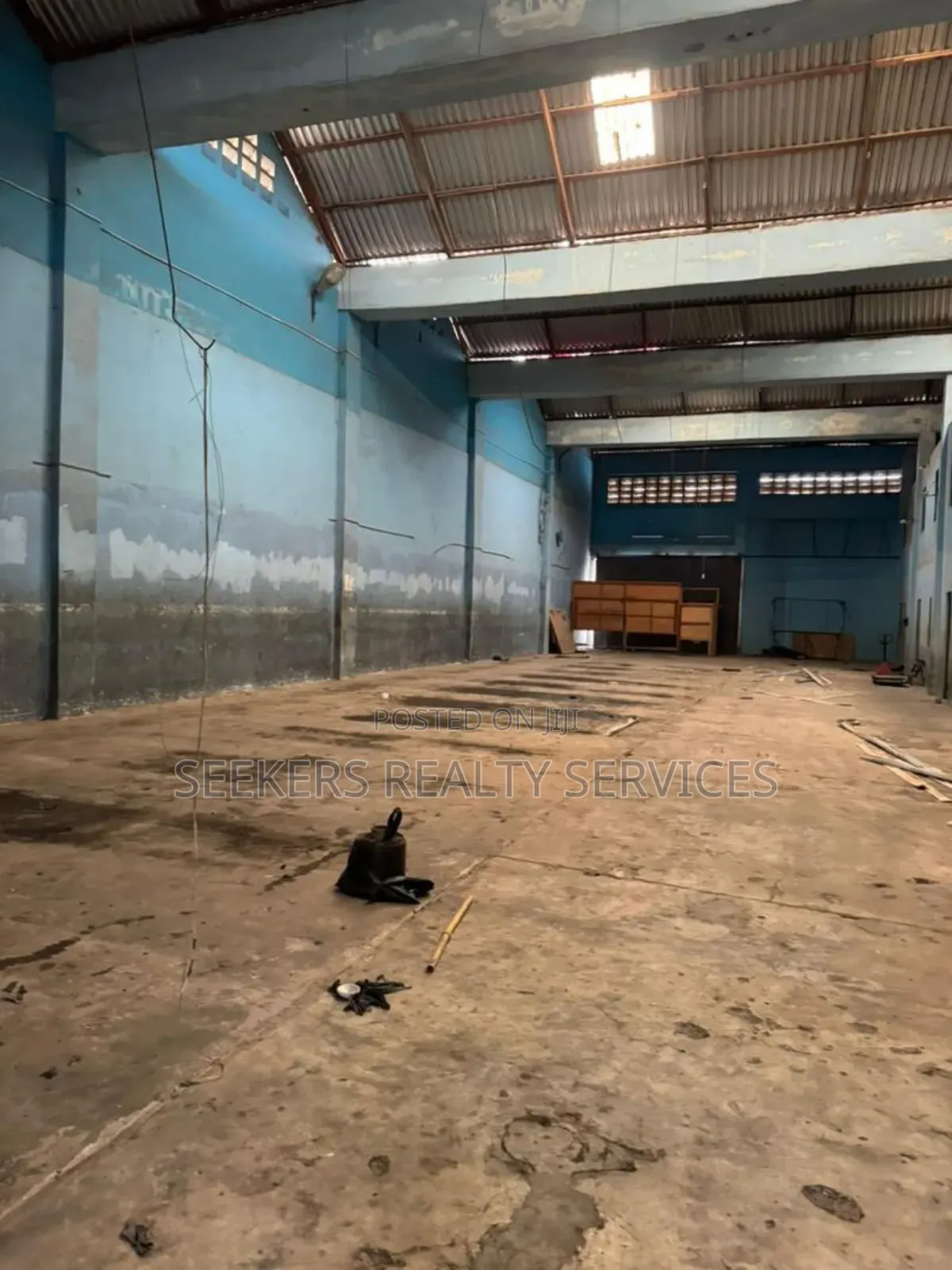 A 700 Square Meters Warehouse for Rent at Achimota