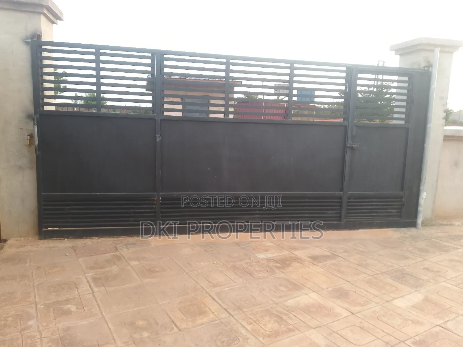 4bdrm House in Dki Properties, Valley View Area for rent