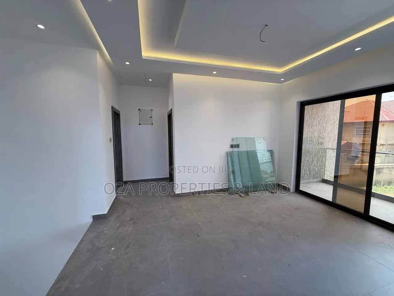 4bdrm House in Ashaley Botwe School for sale
