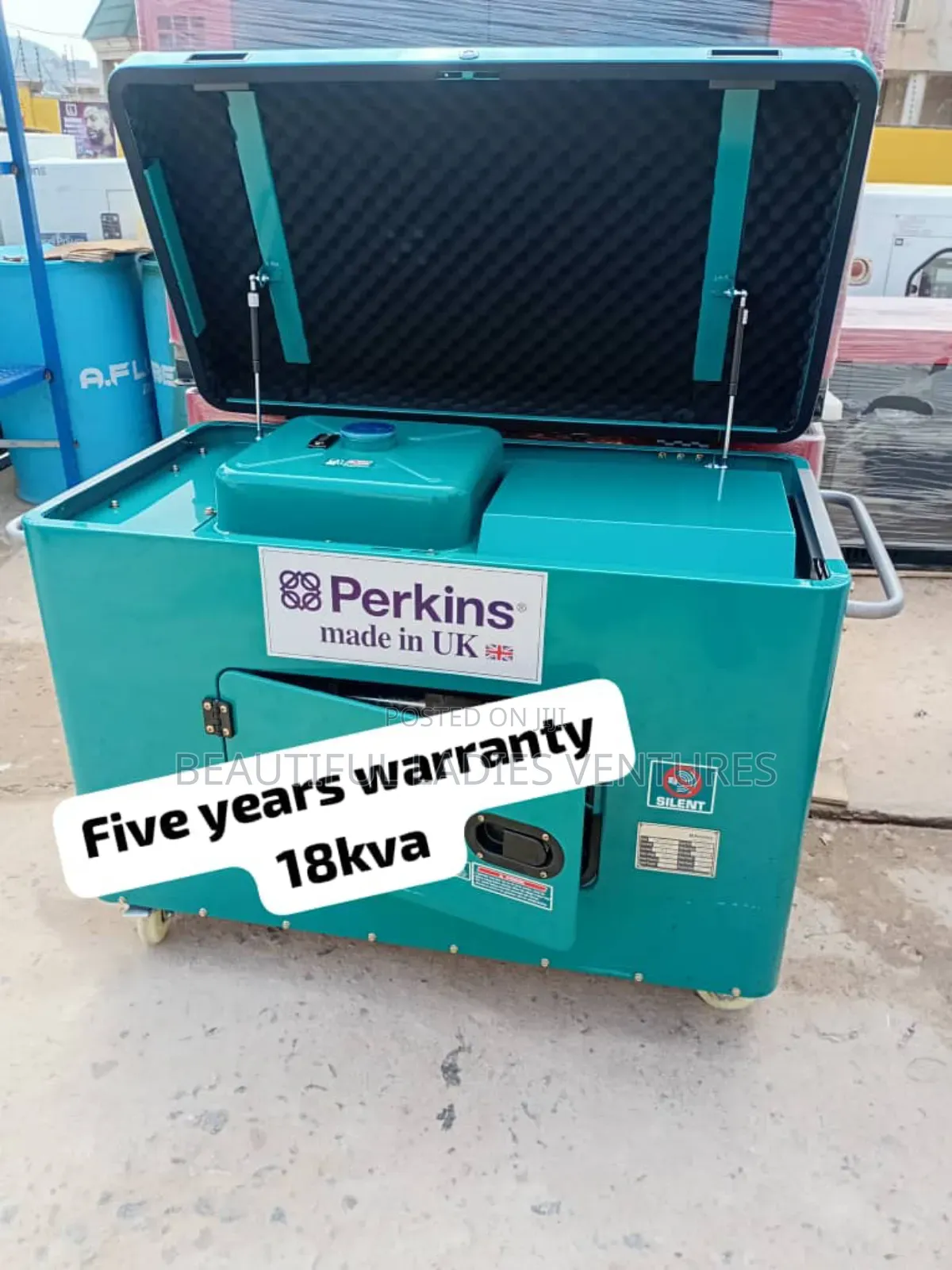 Adaptable 18kva Uk Diesel Genset 18kva Diesel Perkins Uk