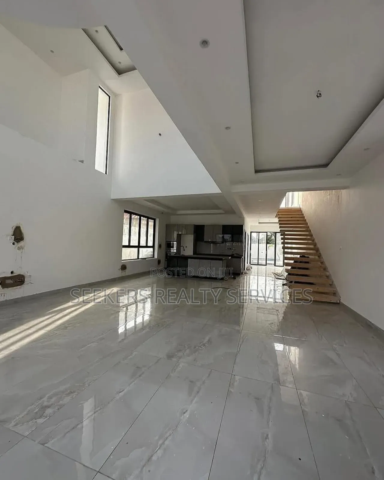 5bdrm House in Seekers Realty, East Legon for sale