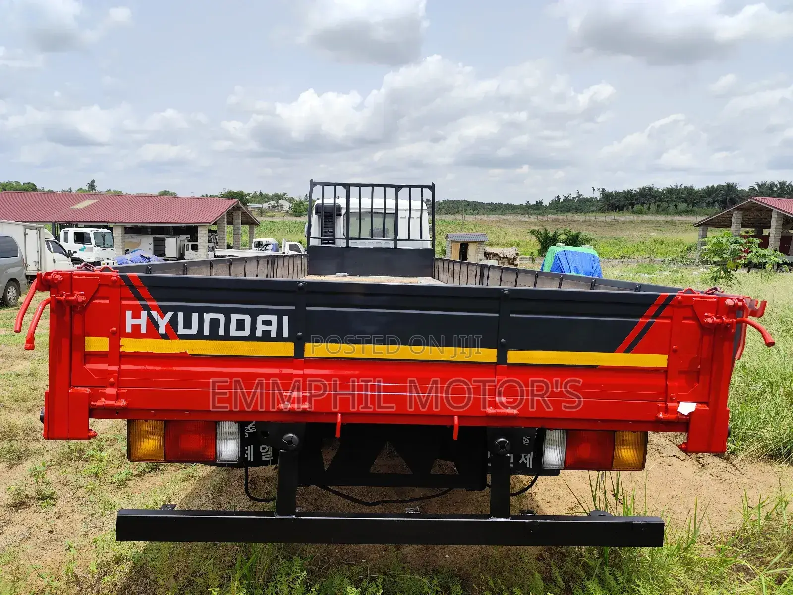 Hyundai Double Axle. Heavy Duty. Manual Engine. New Arrival.