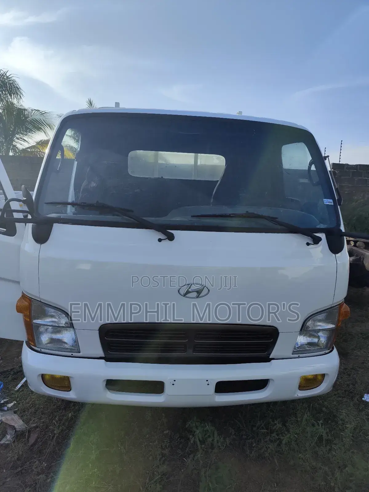 Hyundai Mighty 3.5ton. New Arrival. Manual Engine.