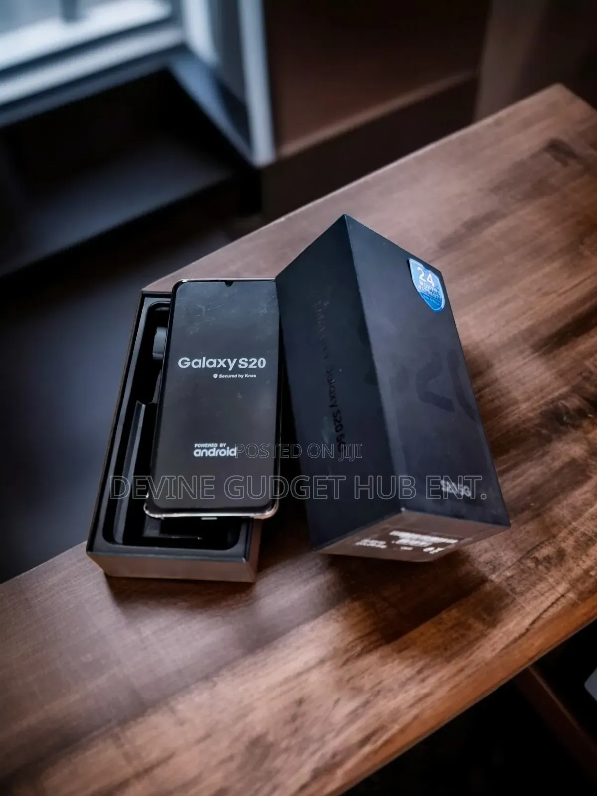 New Samsung Galaxy S20 128 GB Blue