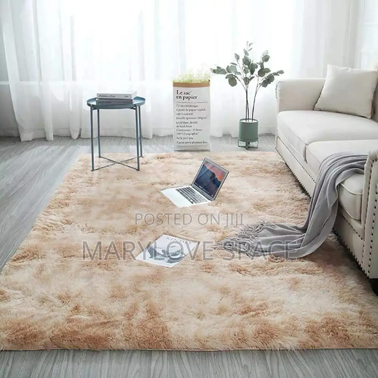 Fluffy Centre Carpet