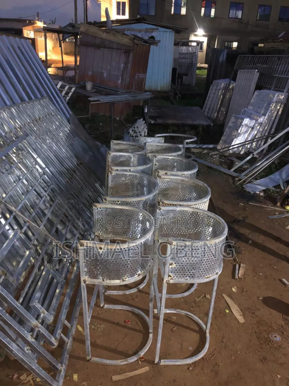 Spot or Make-Up Chairs