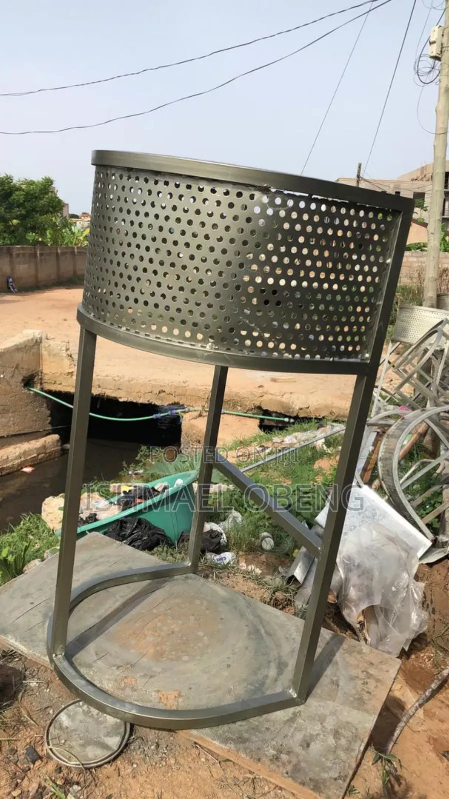 Spot or Make-Up Chairs