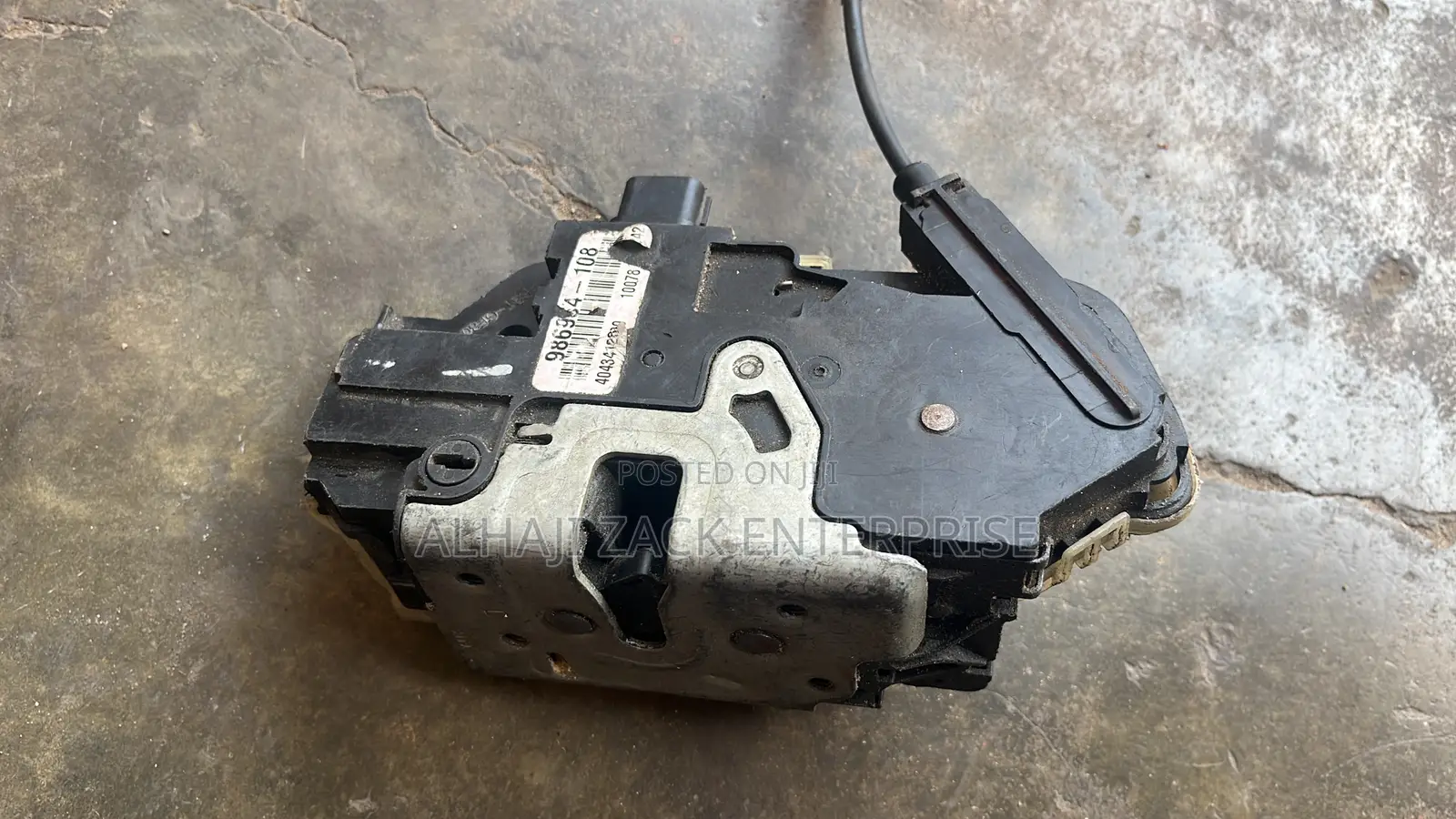 Camry 2014 Door Lock