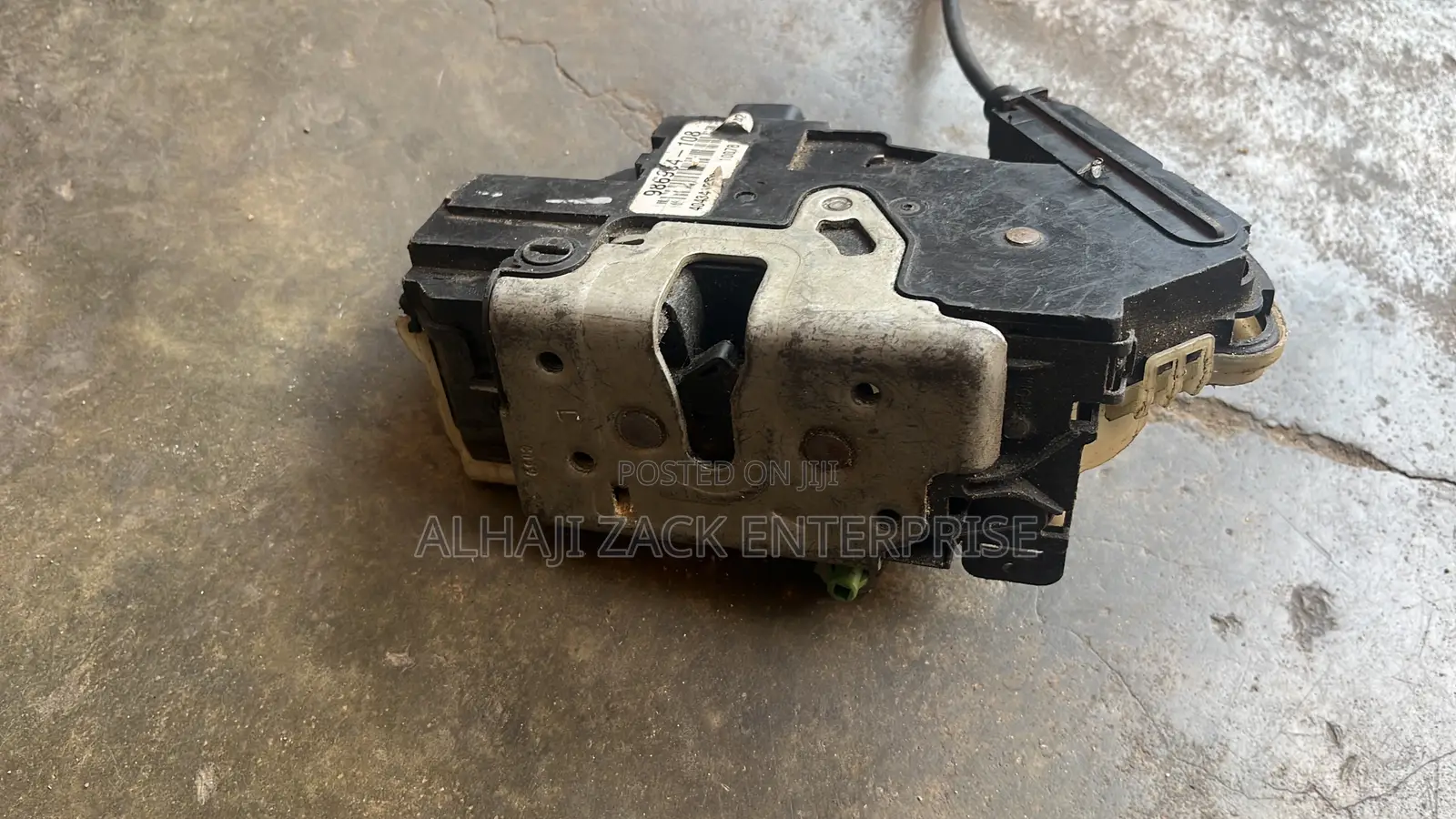 Camry 2014 Door Lock