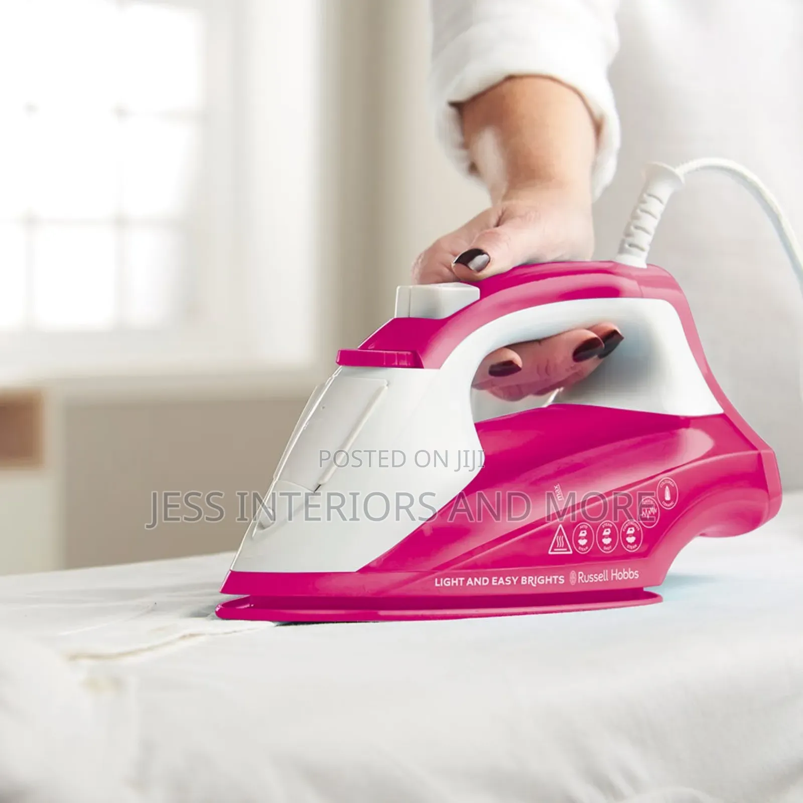 Russell Hobbs
Light Easy Brights Steam Iron