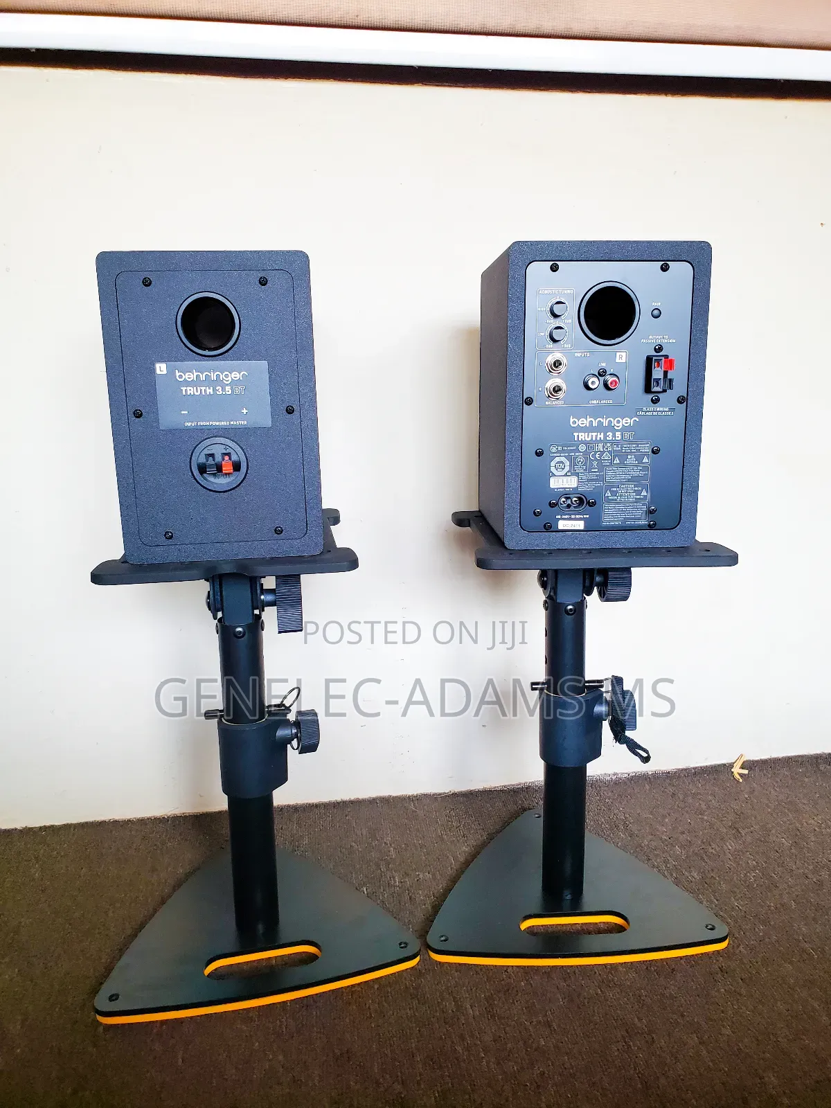 Brand New Roadworx Monitor Speaker Stand.
