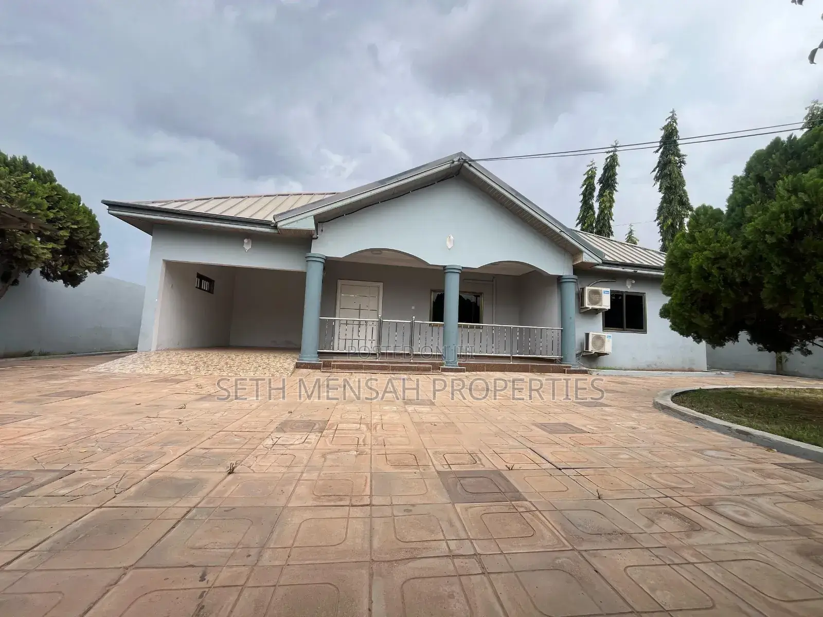 4bdrm House in East Legon for rent