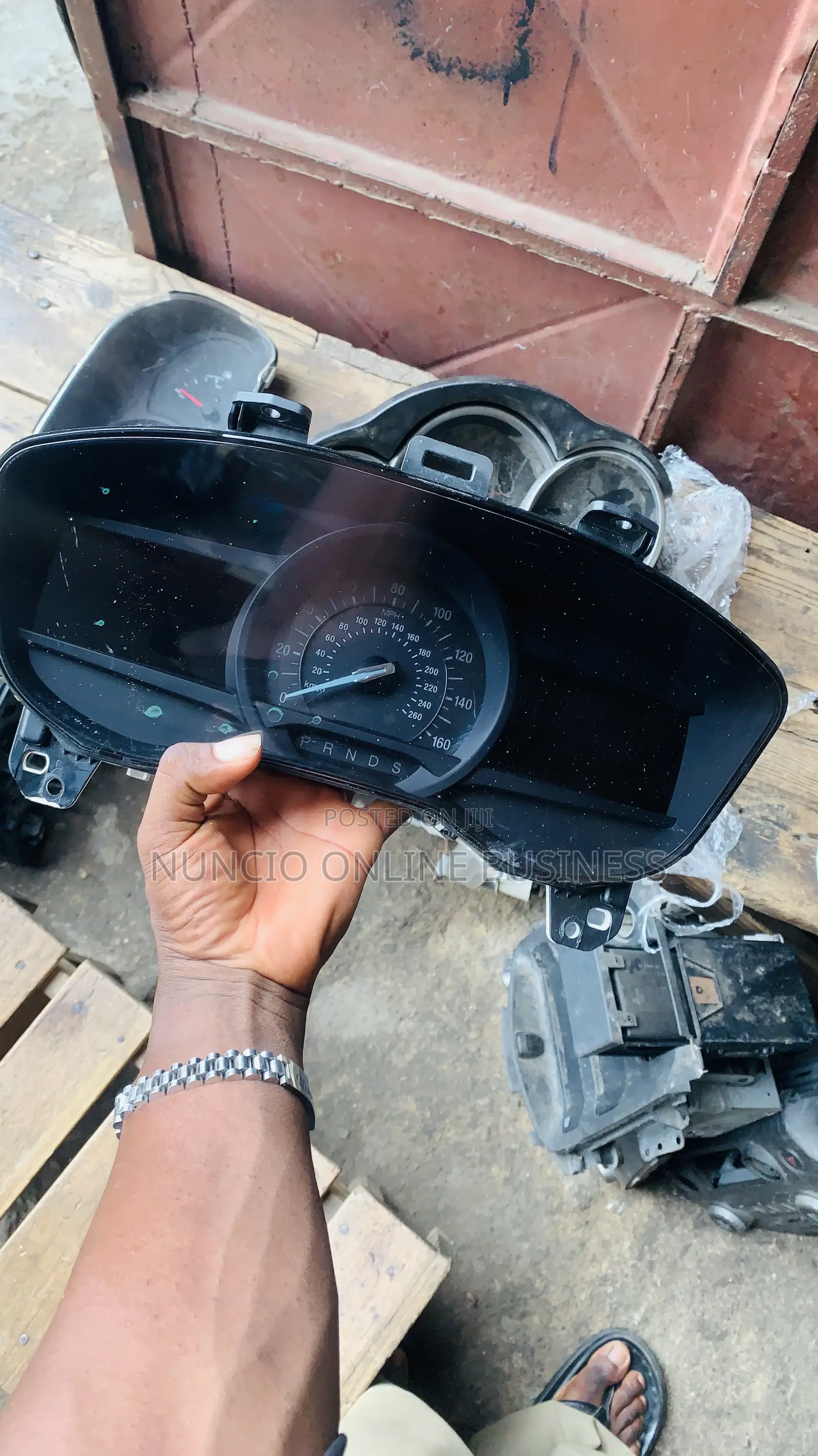 Ford Edge 2015 Meterboard and Screen