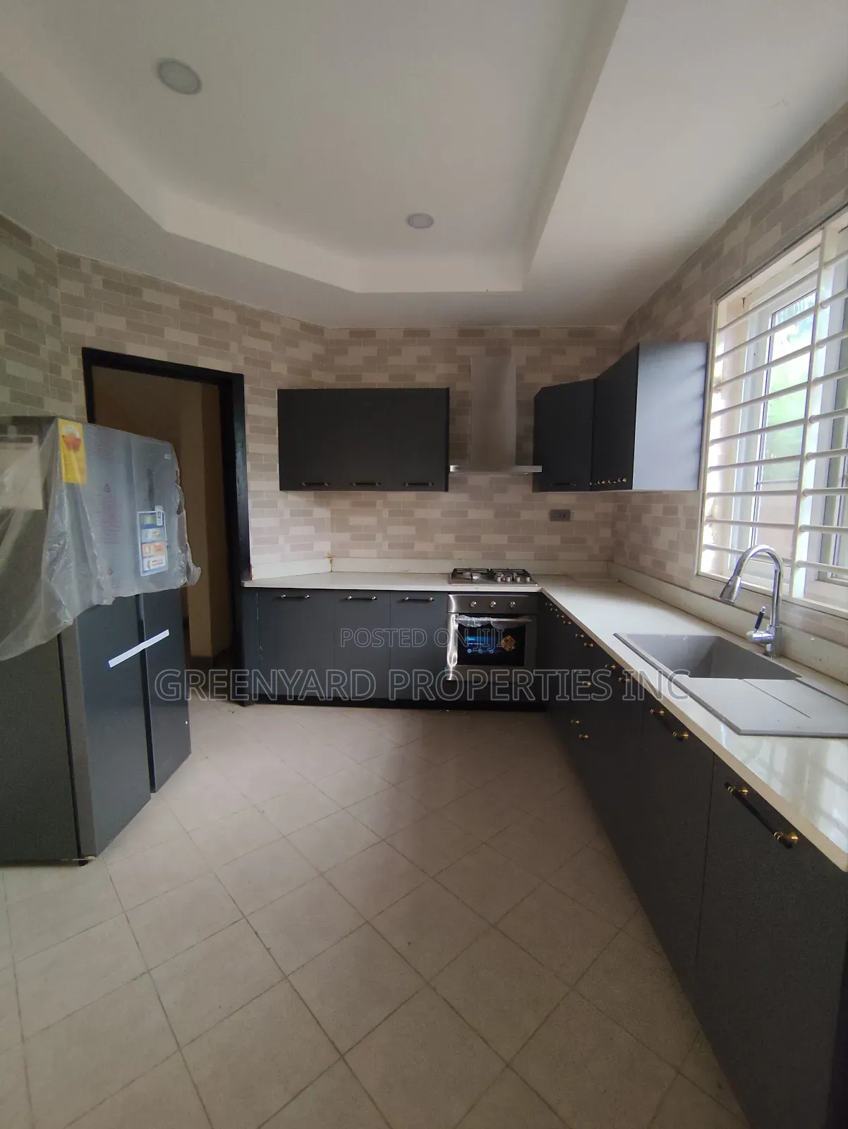5bdrm Townhouse / Terrace in Dworwulu for rent