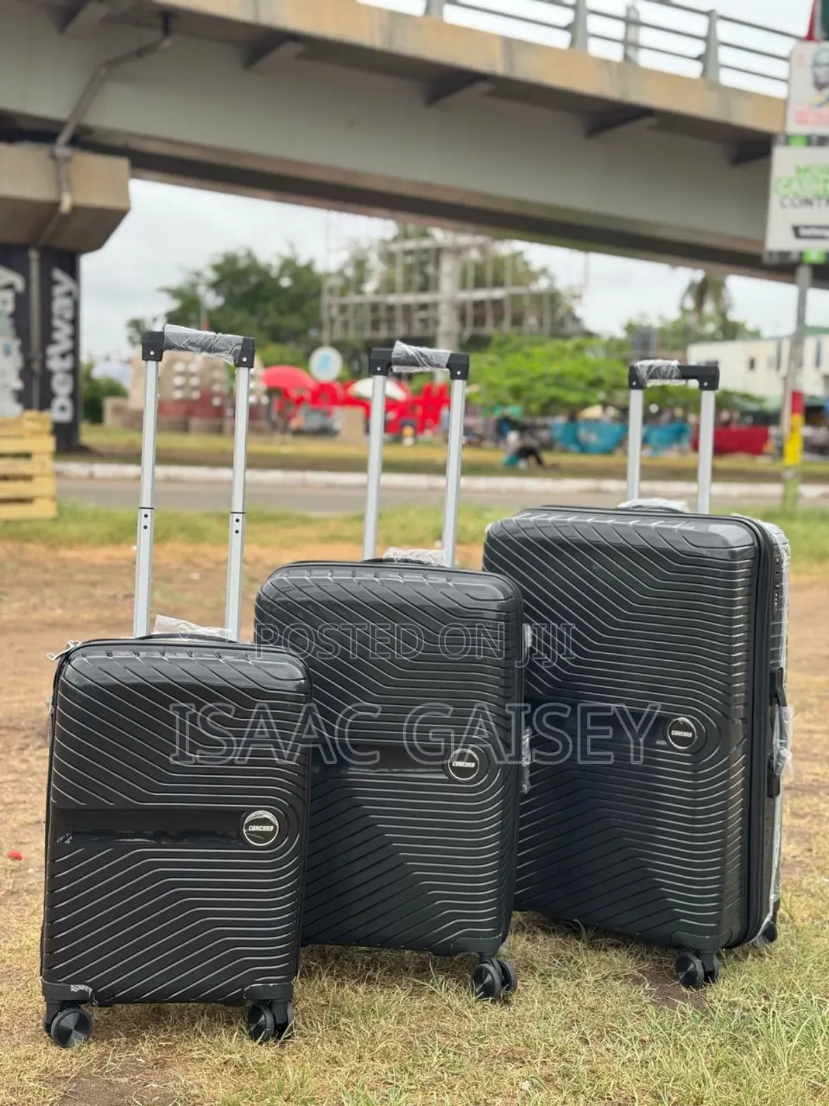 3 in 1 Extra Quality Trolling Anticrake Unisex Luggages