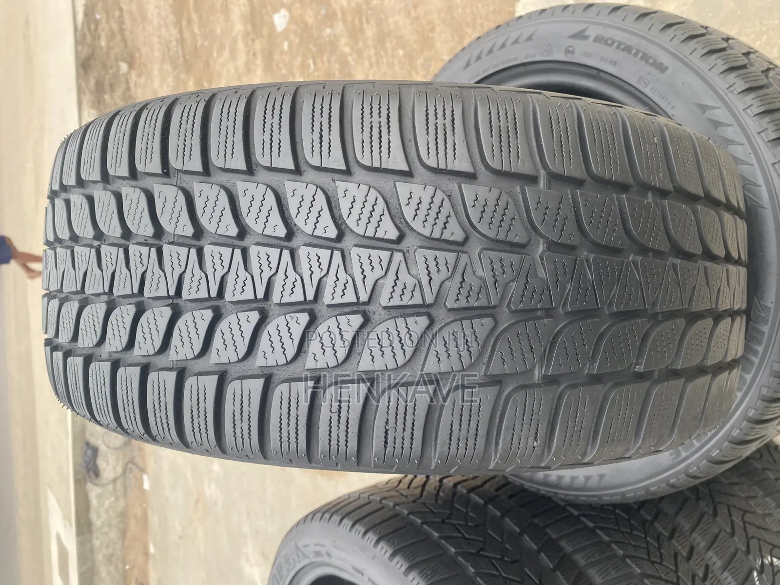 235/45r18 Runflat Tyres Available