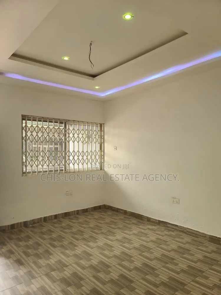 2bdrm Apartment in New Market Area, Kasoa for rent