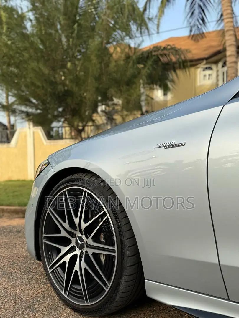 New Mercedes-Benz C43 2024 Silver