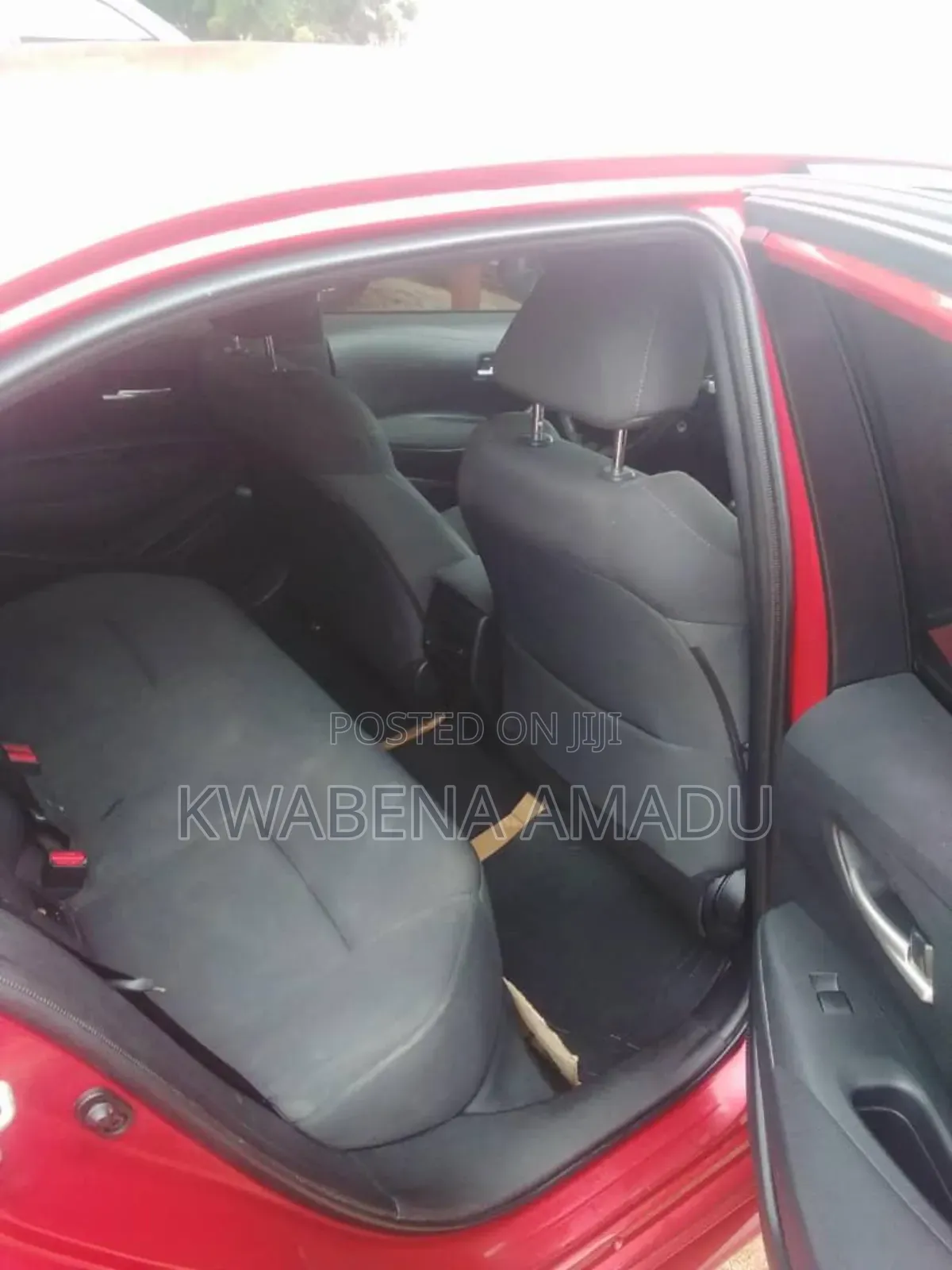 Toyota Corolla LE 2020 Red