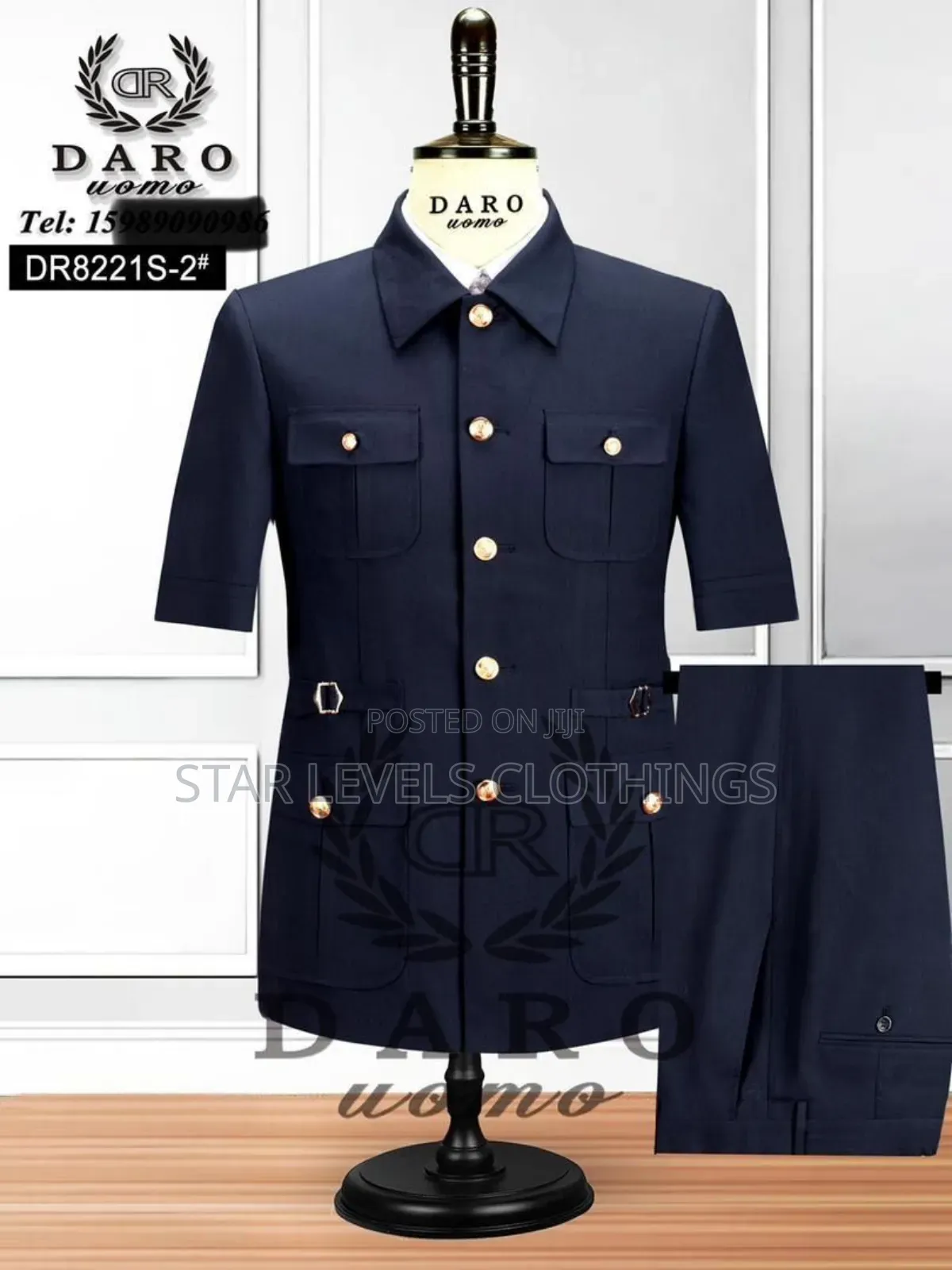 Elegant Short Sleeves Suits Available for Men