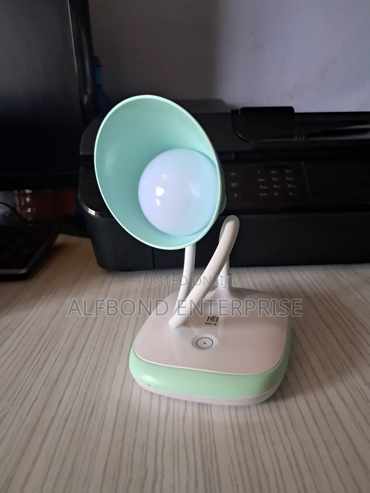 Dual-Mode Eye Led Study Lamp