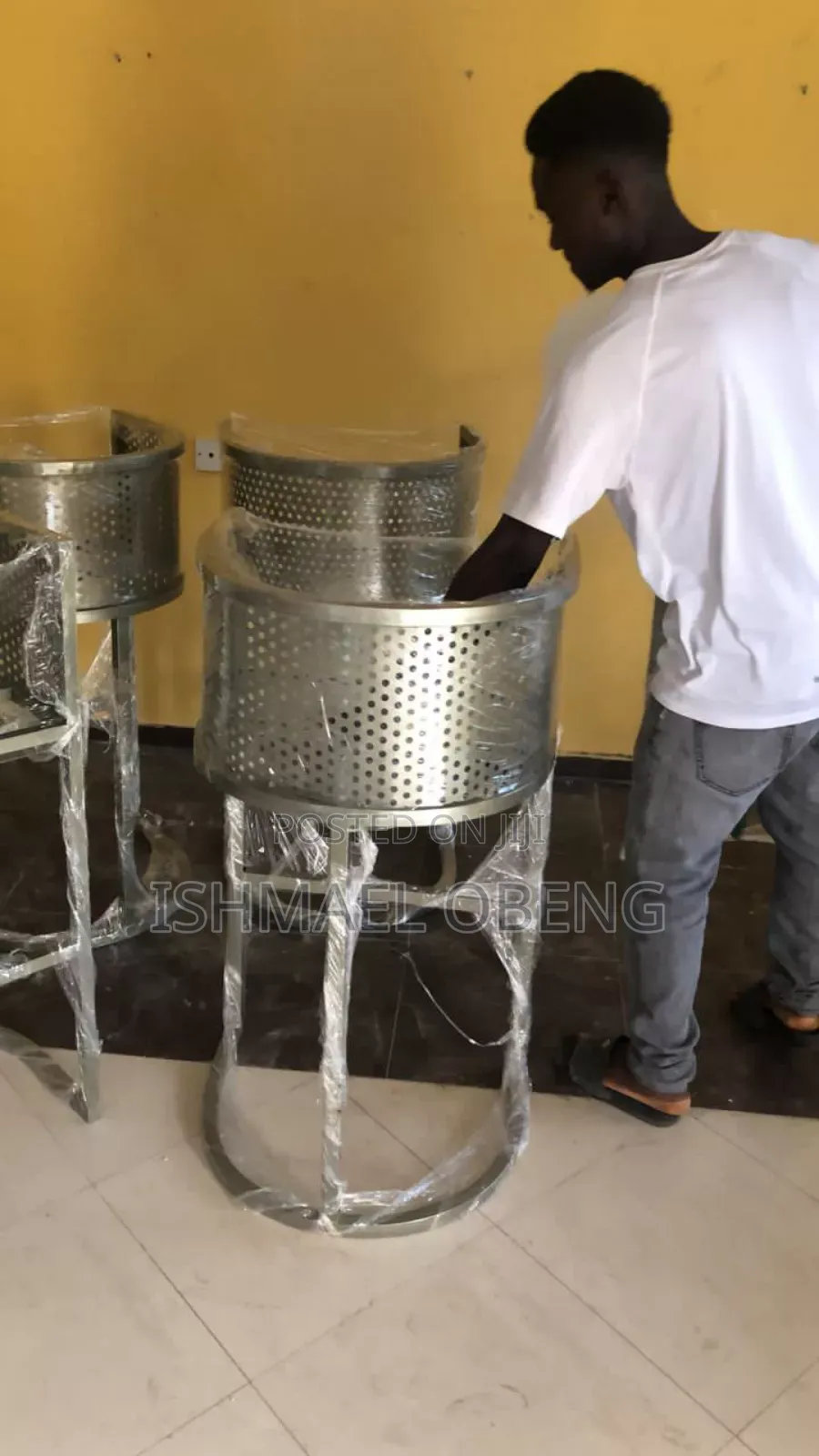 Spot or Make-Up Chairs