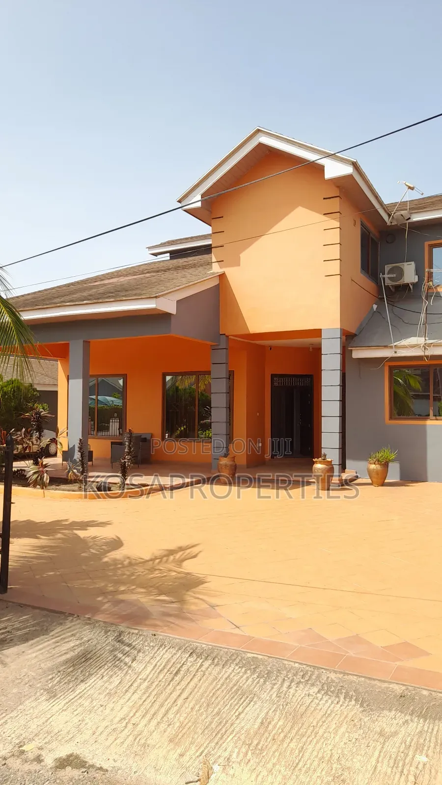 5bdrm House in Adjiringanor Ability, Adjiriganor for sale