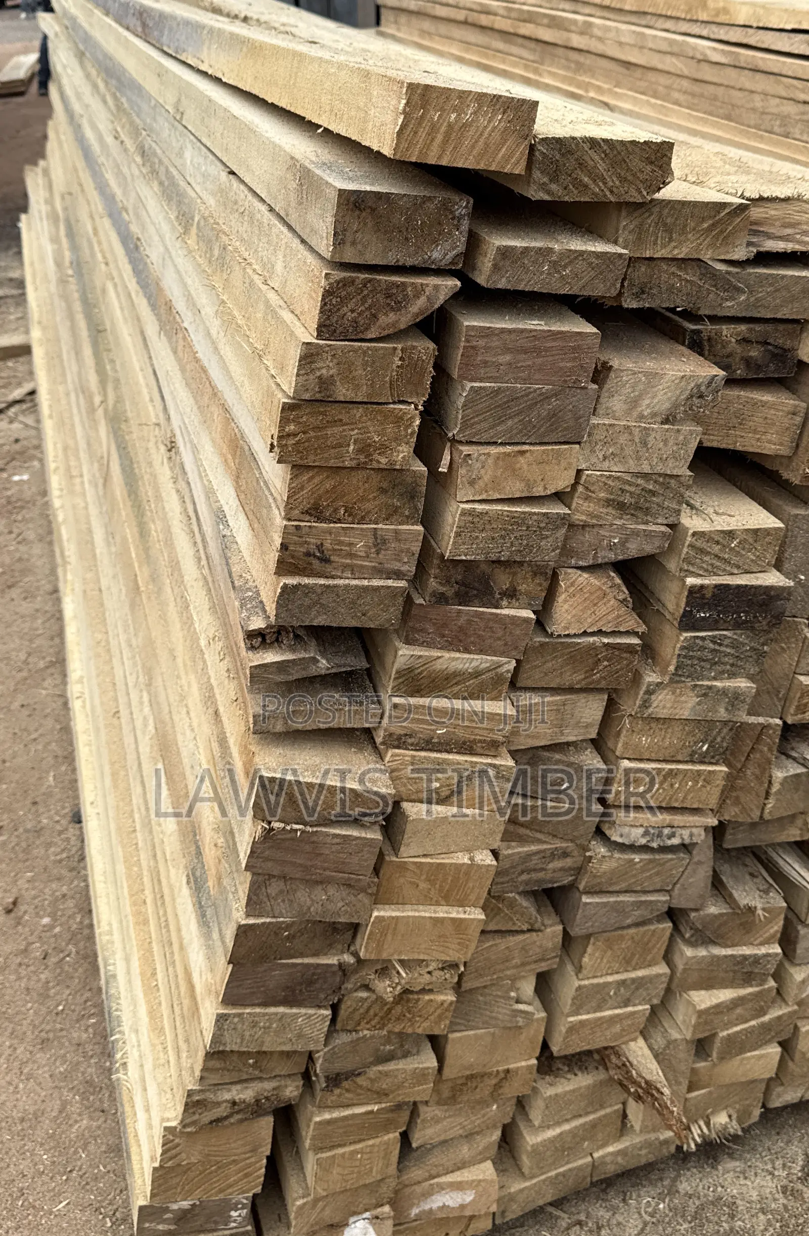 White 2x4 / Decking Lumber / Core and Shell