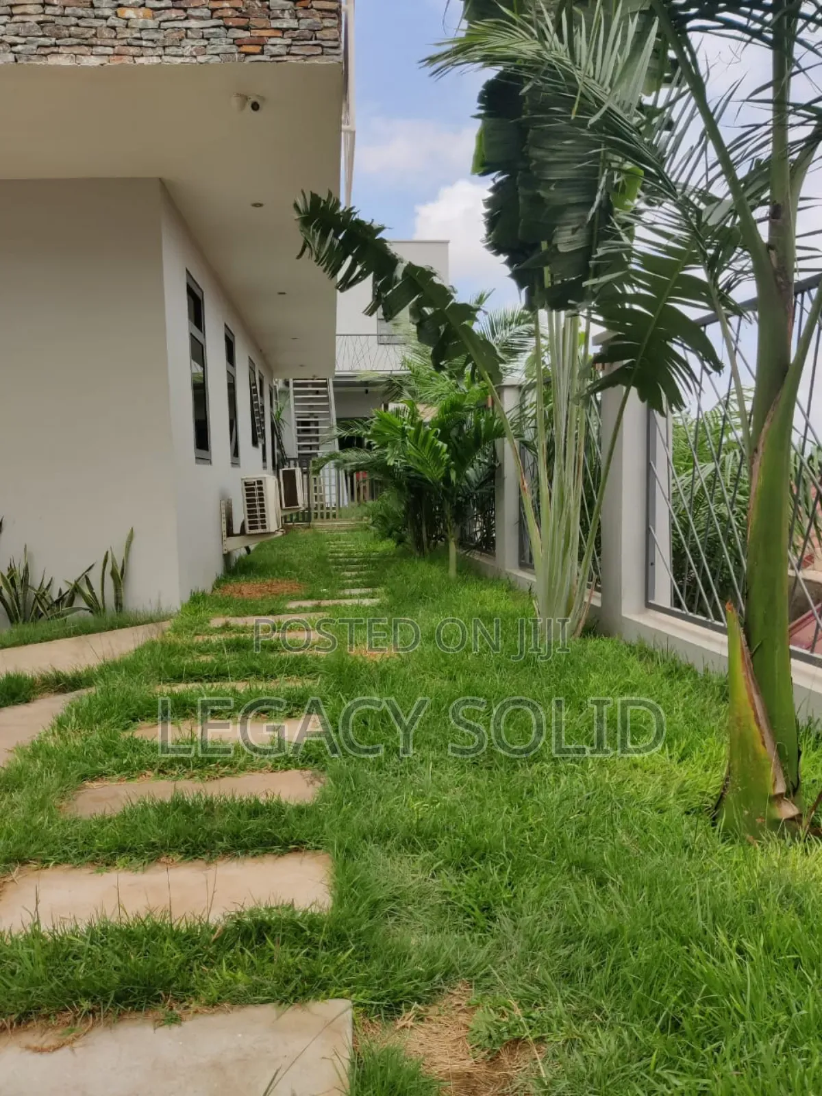 4bdrm Block of Flats in Legacy Solid Real, Tantra Hills for sale