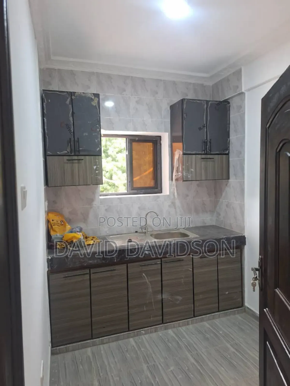 1bdrm Apartment in Chamber And Hall, Tema Metropolitan for rent