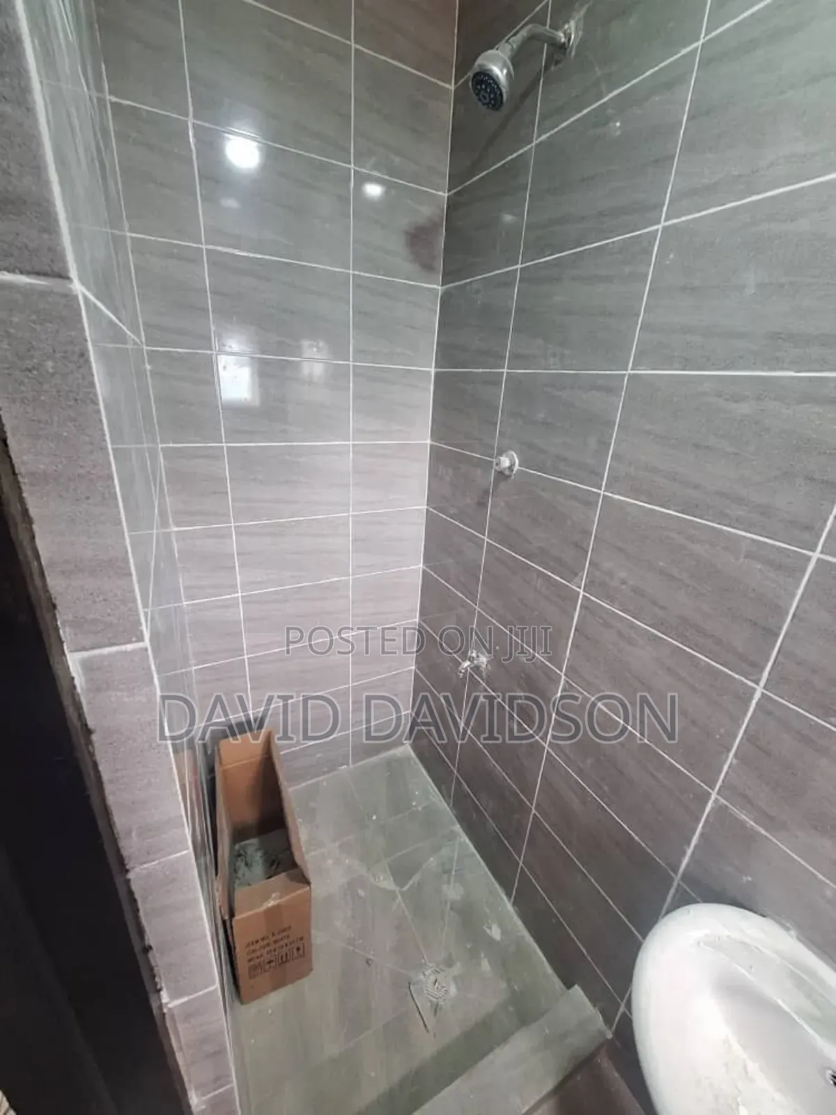 1bdrm Apartment in Chamber And Hall, Tema Metropolitan for rent