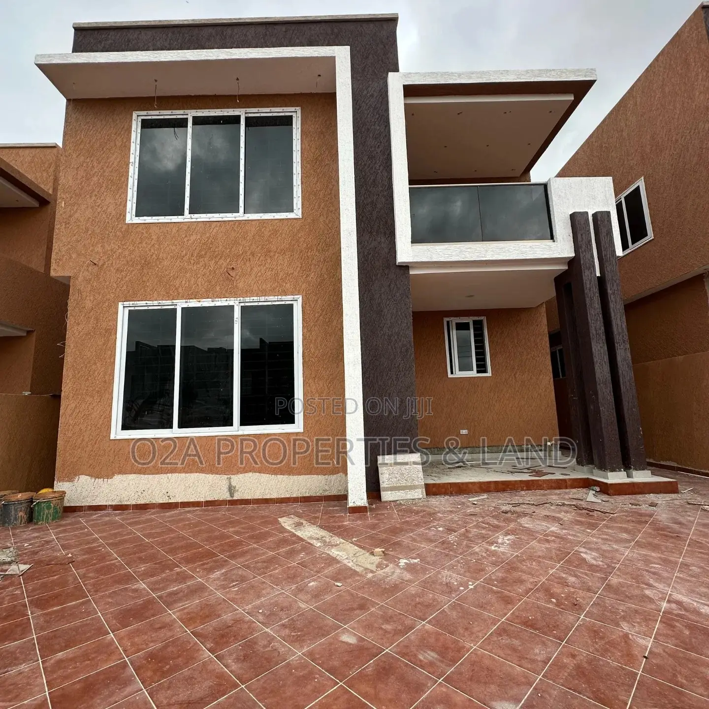 4bdrm House in Lakeside Estate for sale