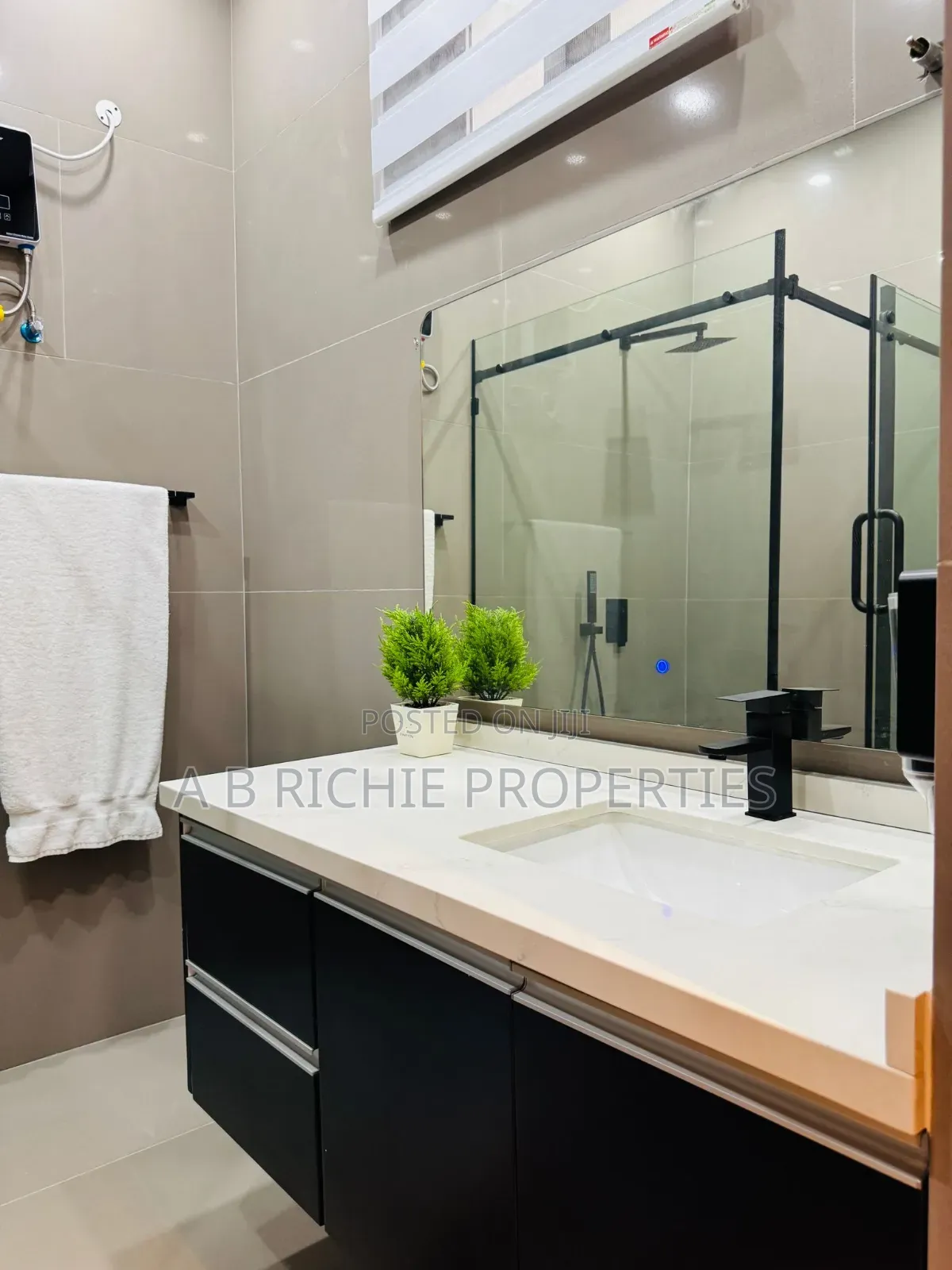 Furnished 2bdrm Apartment in Ab Richie Properties, East Legon for rent