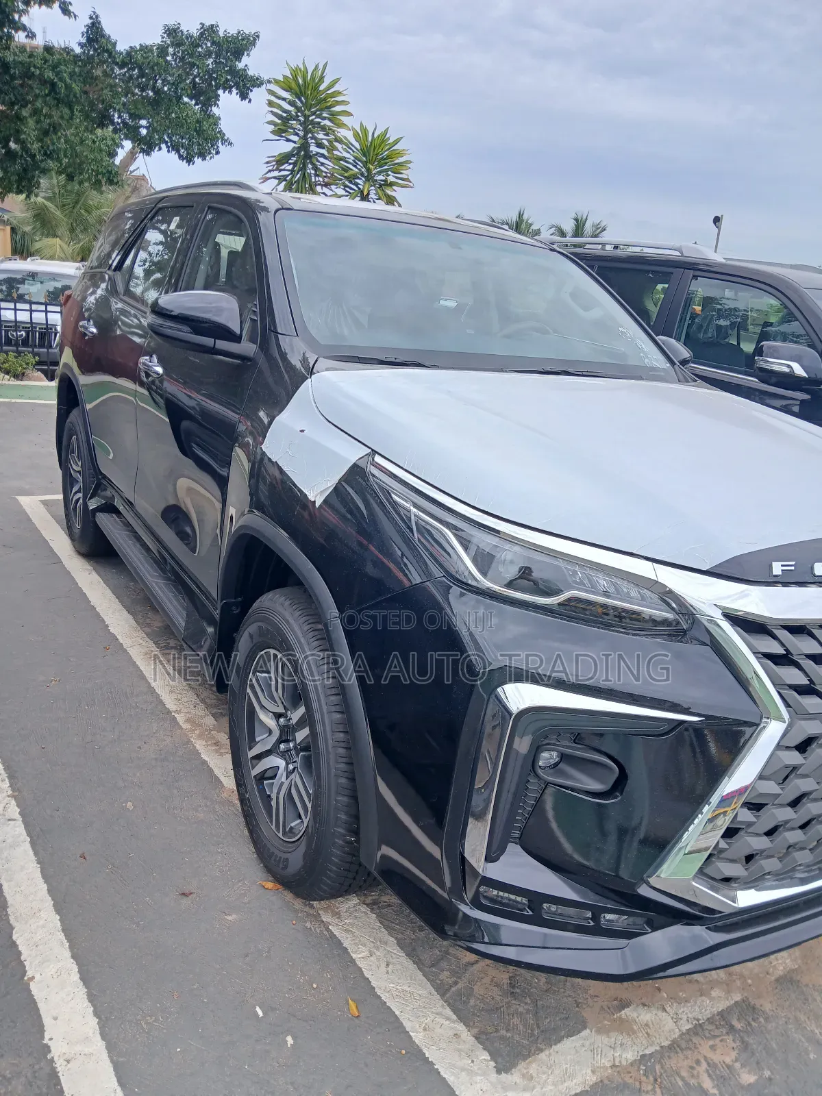 New Toyota Fortuner 2.7 AWD 2024 Black
