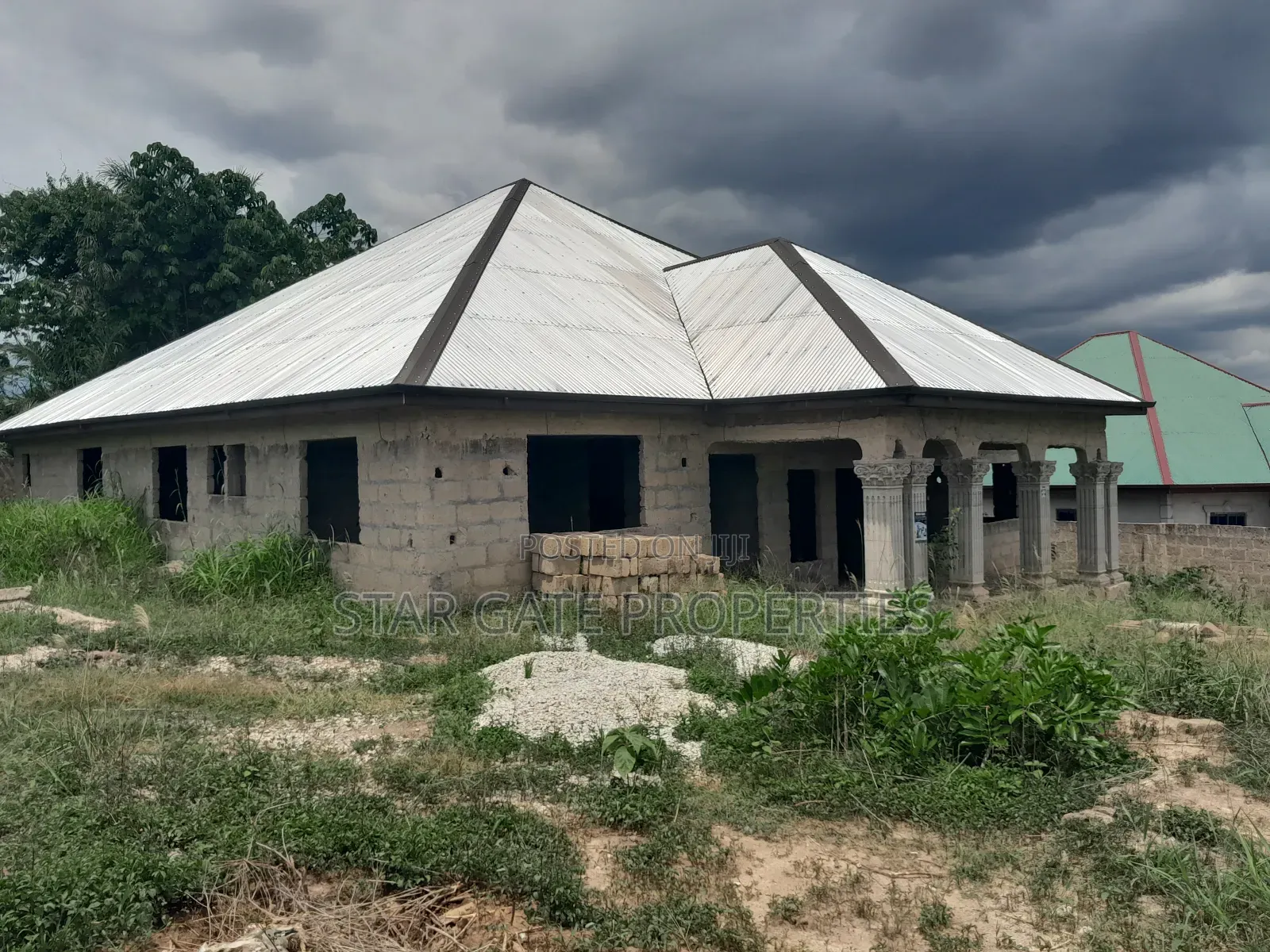 5bdrm House in Offinso for sale