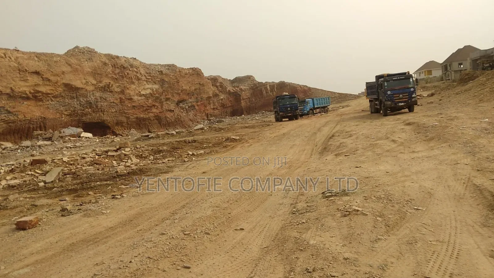 Chipping/Quarry Dust/ Sand/Laterite Grade One/Filling