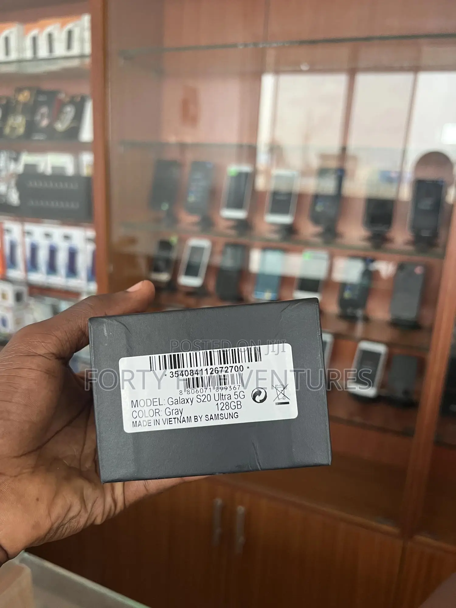 New Samsung Galaxy S20 Ultra 5G 128 GB Gray