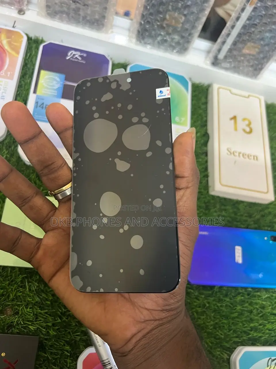 15 Pro Max Icloud Screen
