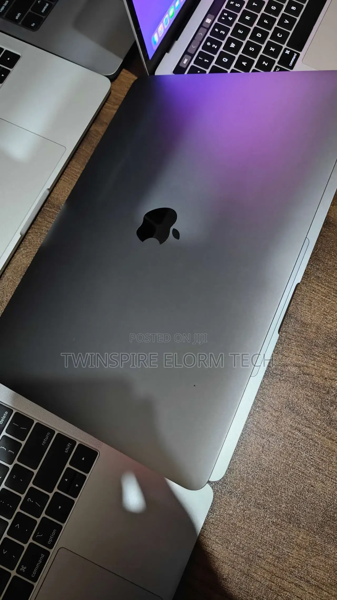 Laptop Apple MacBook Pro 2020 16GB Intel Core I5 SSD 512GB