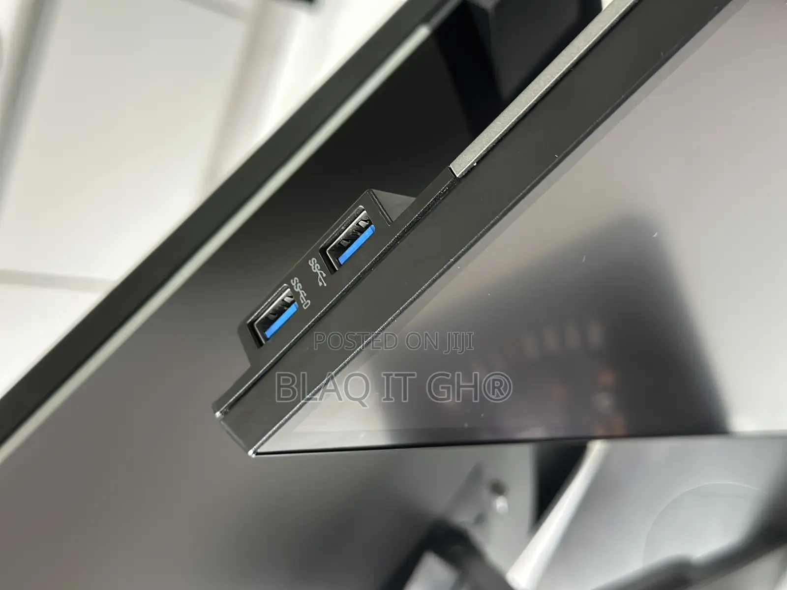 Dell 27 Inches 1440p Resolution Ips Monitor