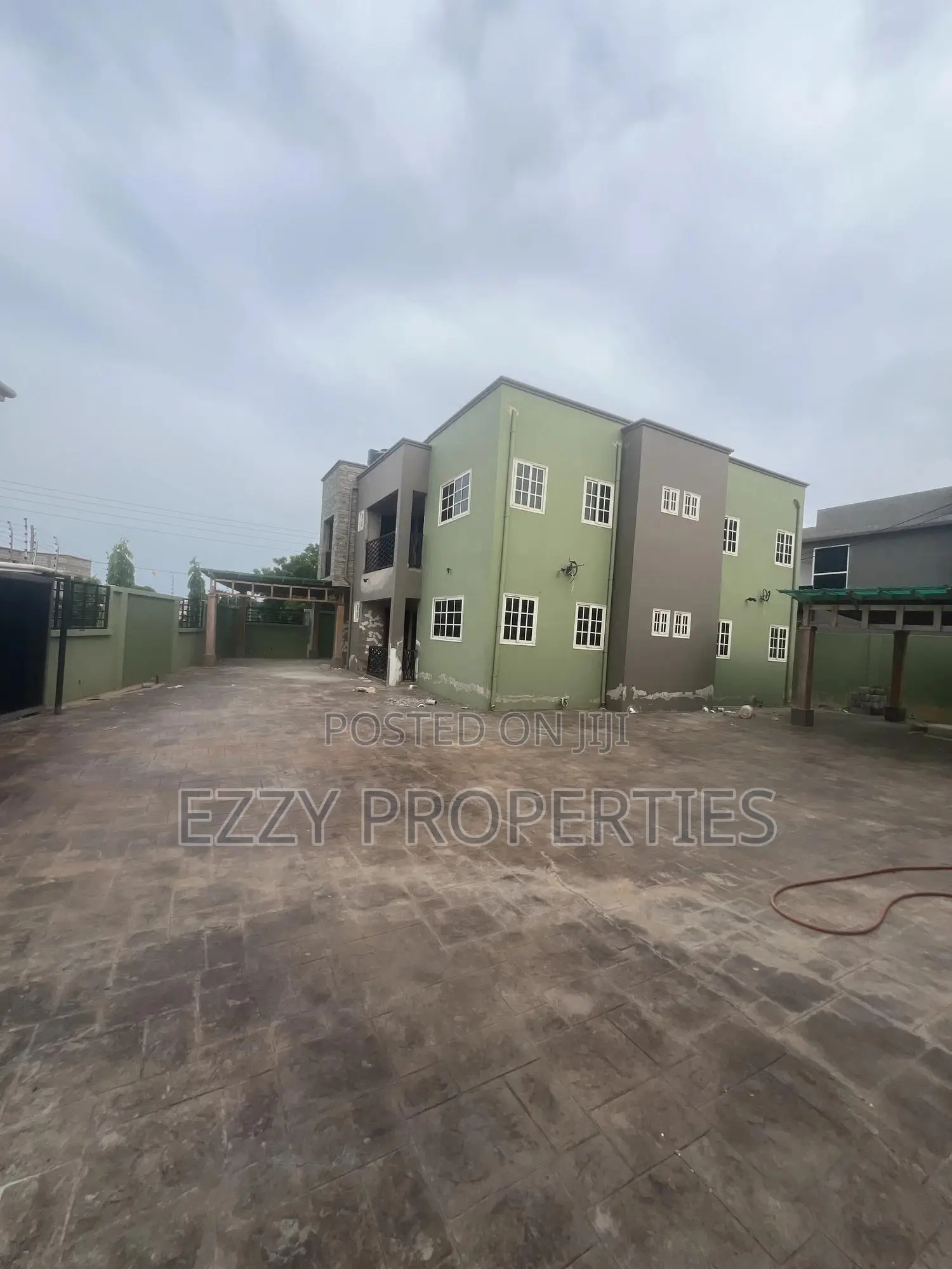 2bdrm Apartment in Lakeside Community 1, Ashaley Botwe for rent