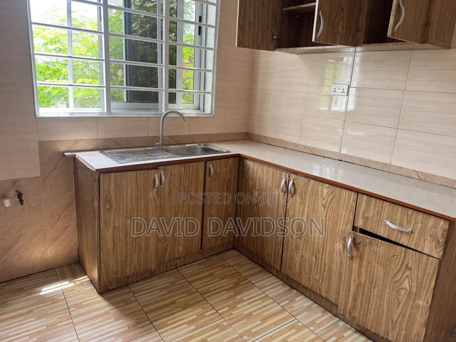 2bdrm House in 2 Bedroom House, Tema Metropolitan for sale
