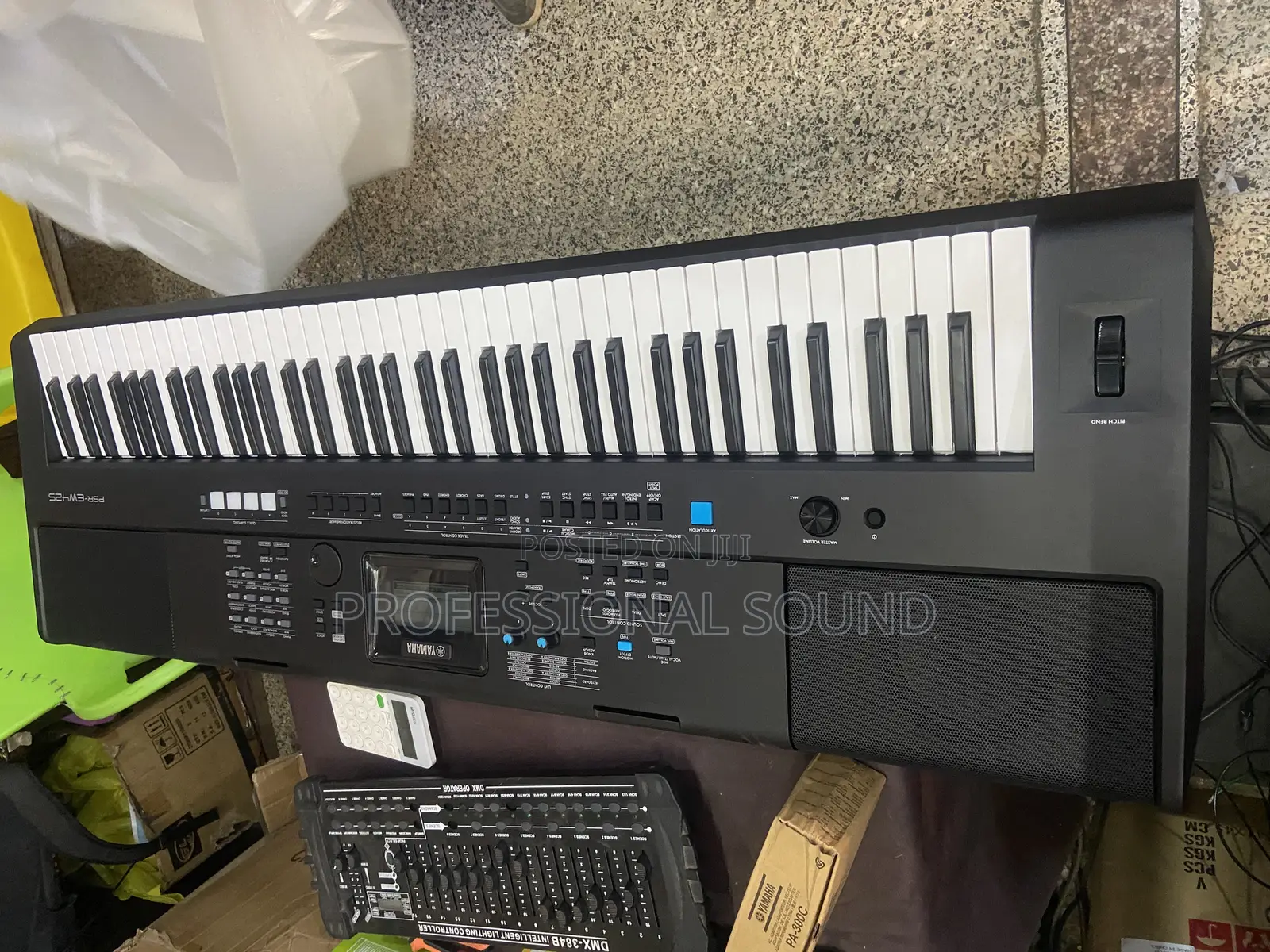 Yamaha PSR -Ew425