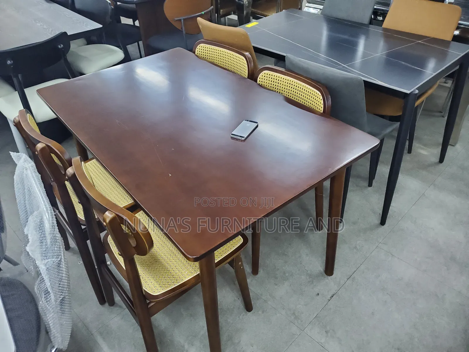 Wooden Dining Table 1+4