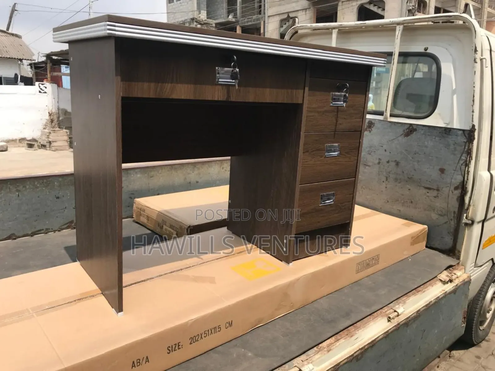 Office Table /Office Desk
